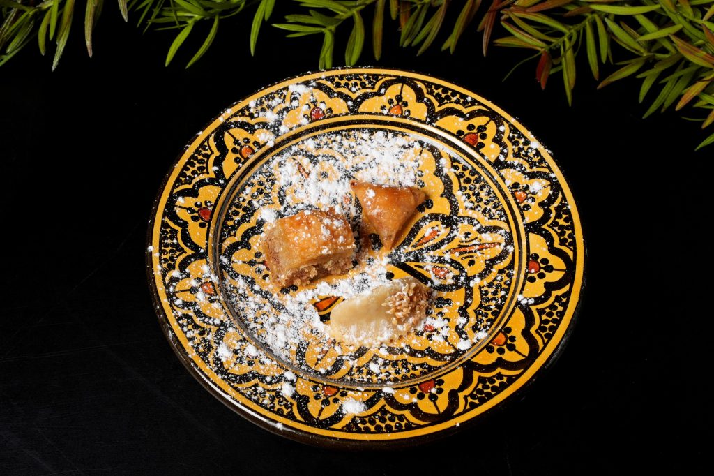 Assortiment de 3 gâteaux marocains couscous 77 val d'europe couscous val d'europe